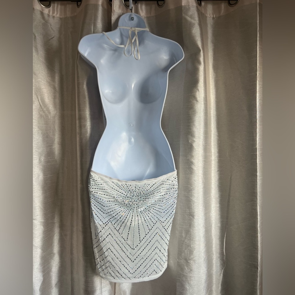 White sequence dress - Picture 2 of 3